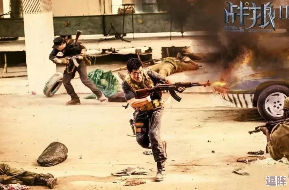 9分10秒頭撞玻璃勇敢者的挑戰(zhàn)與刺激體驗令人熱血沸騰！