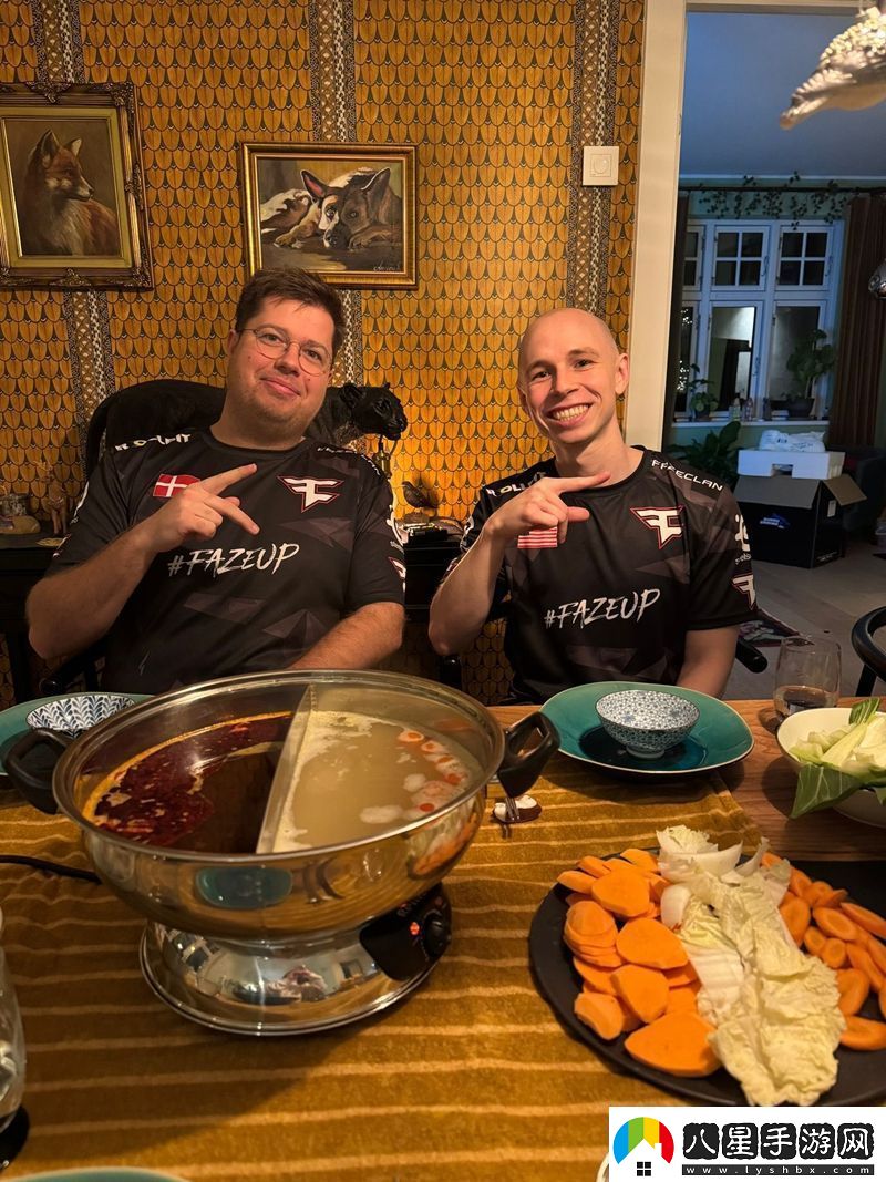 karrigan與EliGE共進(jìn)火鍋